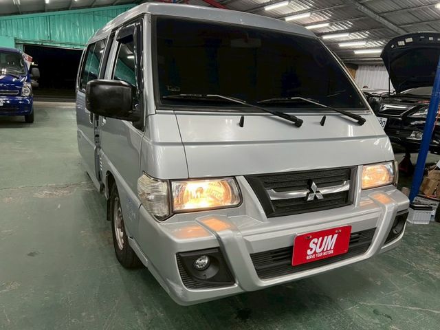 得利卡廂車/2人座貨車版/載貨大空間  第3張相片