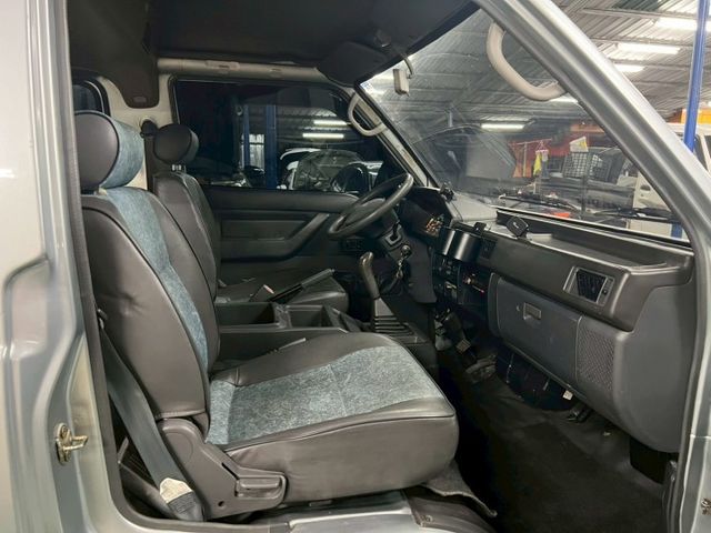 得利卡廂車/2人座貨車版/載貨大空間  第9張相片