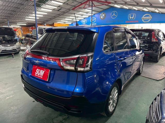 低里程/恆溫空調/免鑰匙/小車大空間/代步首選  第12張相片