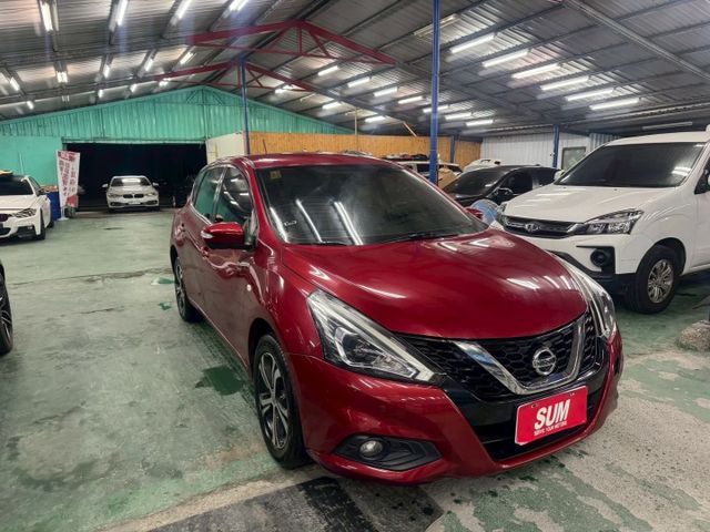 小車大空間/省油舒適首選/免鑰匙啟動/恆溫空調/方向盤影音控制/皮椅/鋁圈/後座出風口  第2張相片