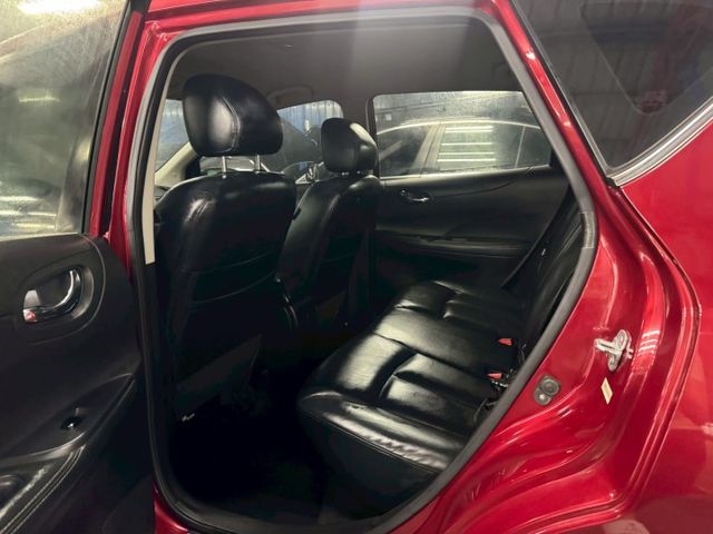 小車大空間/省油舒適首選/免鑰匙啟動/恆溫空調/方向盤影音控制/皮椅/鋁圈/後座出風口  第10張相片