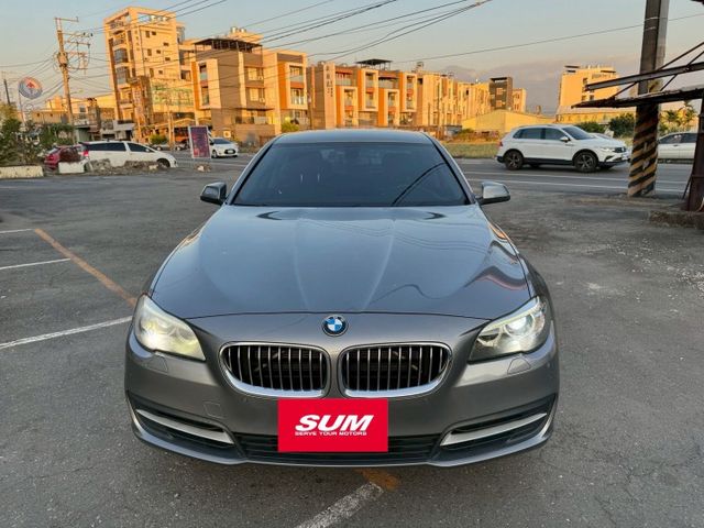 BMW總代理/520D/F10小改款/渦輪/電動座椅/免鑰匙啟動/換檔撥片/光感應頭燈/電動尾門  第1張相片