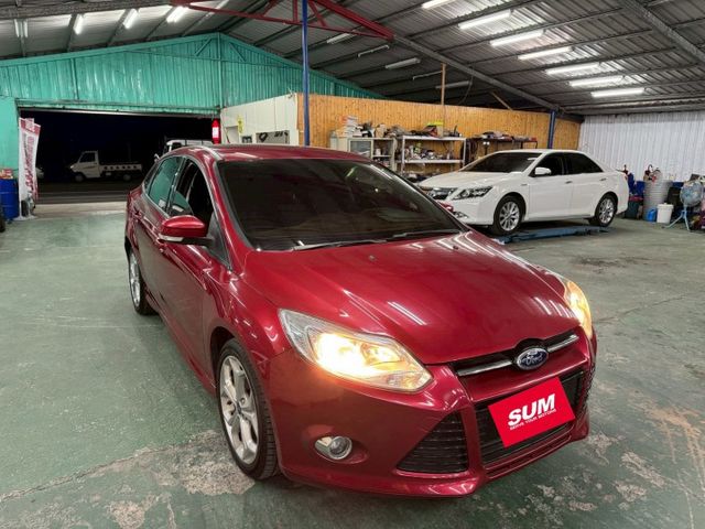 定速/導航/倒車顯影/前後雷達/恆溫空調/抬頭顯示器  第3張相片