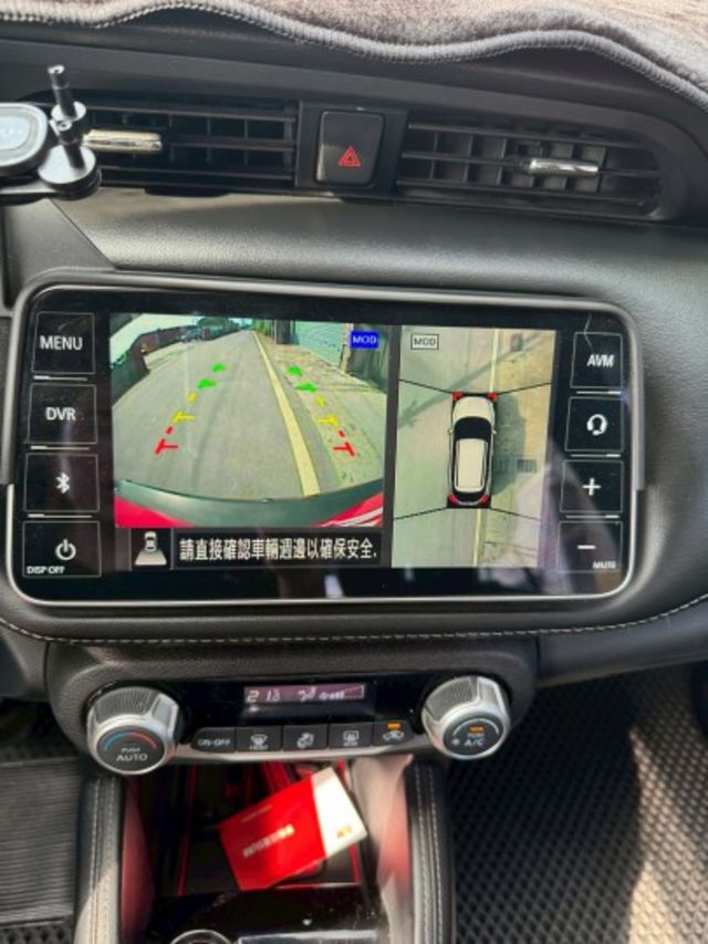 免鑰匙/摸門/定速/恆溫/車道偏離/盲點/360環景/摸門循跡/倒車顯影  第8張相片