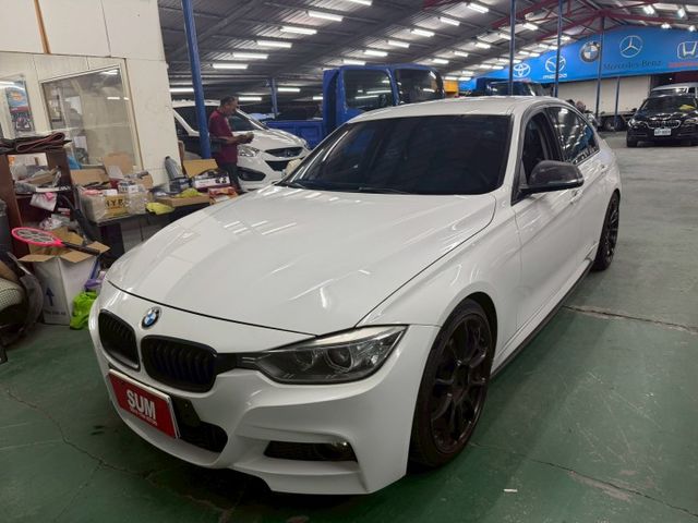 BMW/320I/M版/改避震器/年輕車款/便宜現況售  第3張相片