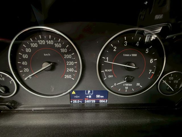 BMW/320I/M版/改避震器/年輕車款/便宜現況售  第4張相片