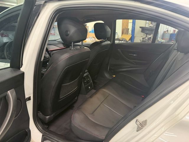 BMW/320I/M版/改避震器/年輕車款/便宜現況售  第10張相片