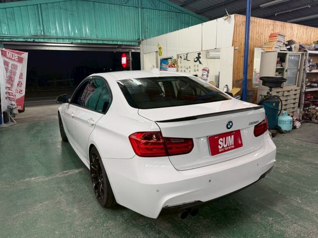 BMW/320I/M版/改避震器/年輕車款/便宜現況售  第14張相片