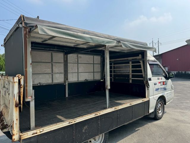 2016年/得利卡貨車/四面棚架/升降尾門  第8張相片