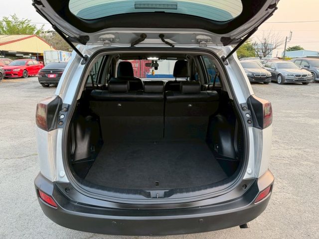 RAV4  第13張相片