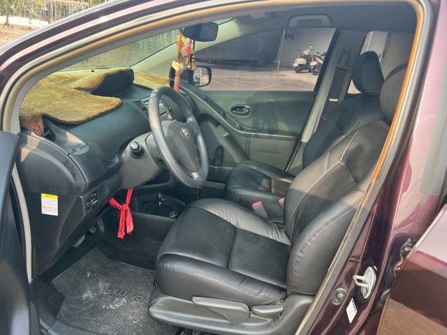 YARIS  第7張相片