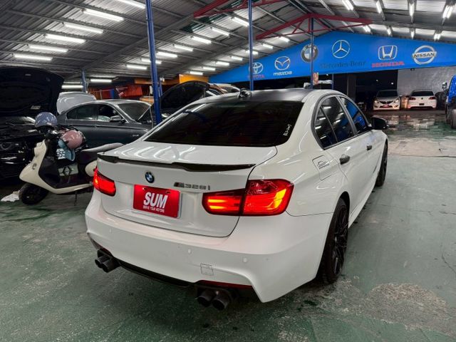 全車精品改裝/M3包/原版件/四出尾管/丁字褲盤子  第16張相片