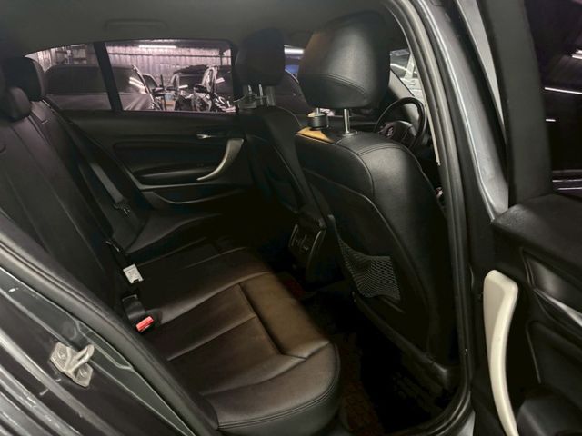 BMW 118i F20 金屬灰  第10張相片