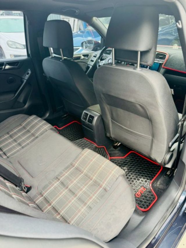 2012年/GTI/2.0L/漂亮的藍  第7張相片