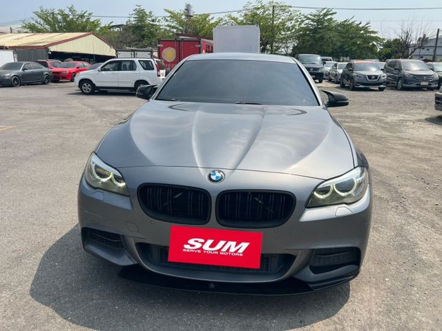 5 SERIES SEDAN F10  第1張相片