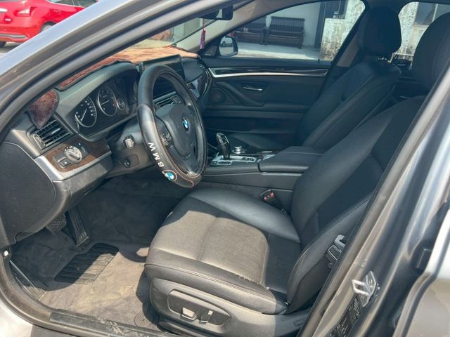 5 SERIES SEDAN F10  第11張相片