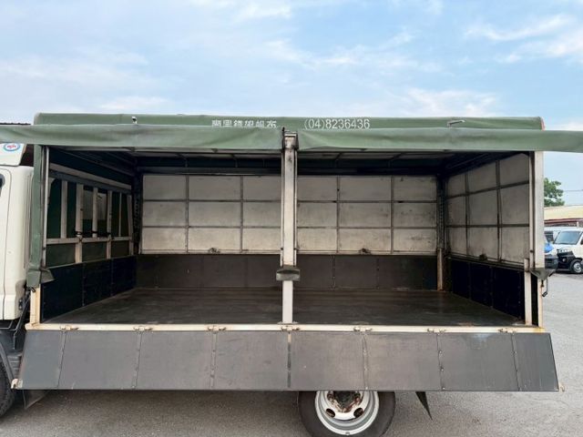NEW CANTER  第9張相片