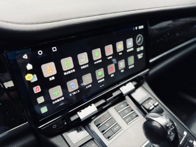 PORSCHE保時捷 PANAMERA  第9張相片