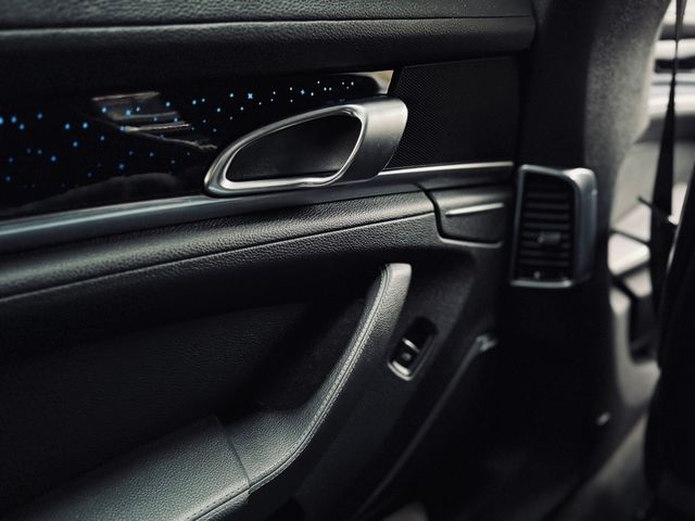 PORSCHE保時捷 PANAMERA  第12張相片