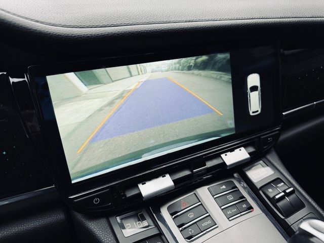 PORSCHE保時捷 PANAMERA  第14張相片