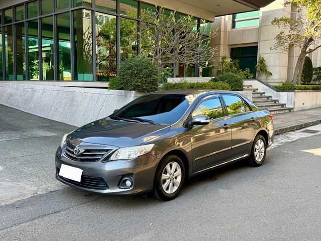 TOYOTA豐田 ALTIS  第1張相片