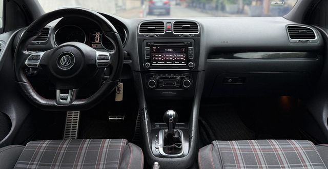 VOLKSWAGEN福斯 GOLF GTI  第2張相片