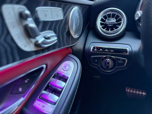 M-BENZ賓士 C400  第9張相片