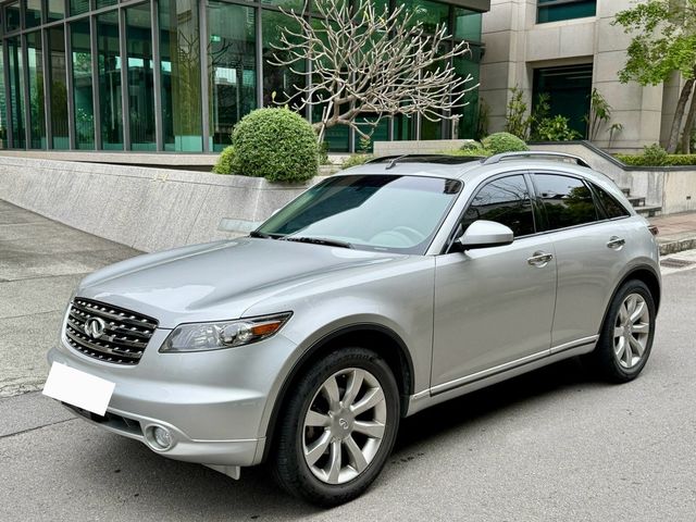INFINITI無限 FX35  第1張相片