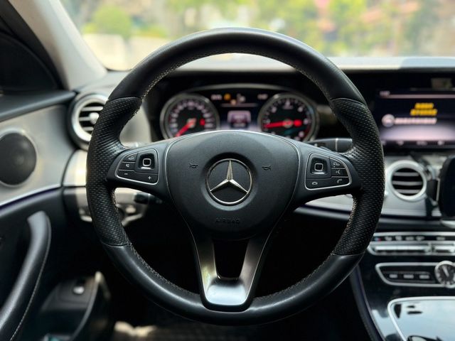 M-BENZ賓士 E220D  第4張相片