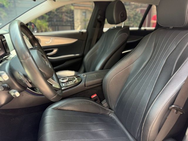 M-BENZ賓士 E220D  第10張相片