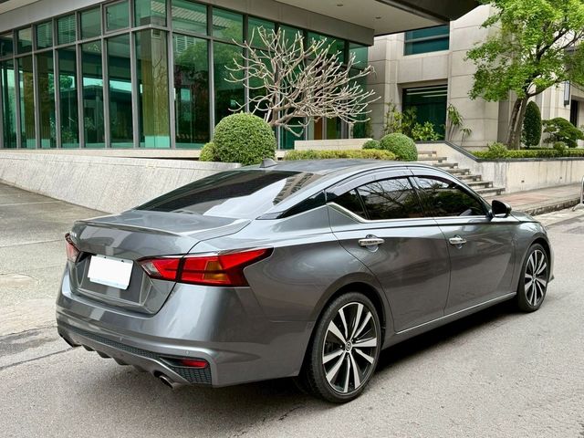 NISSAN日產 ALTIMA  第2張相片