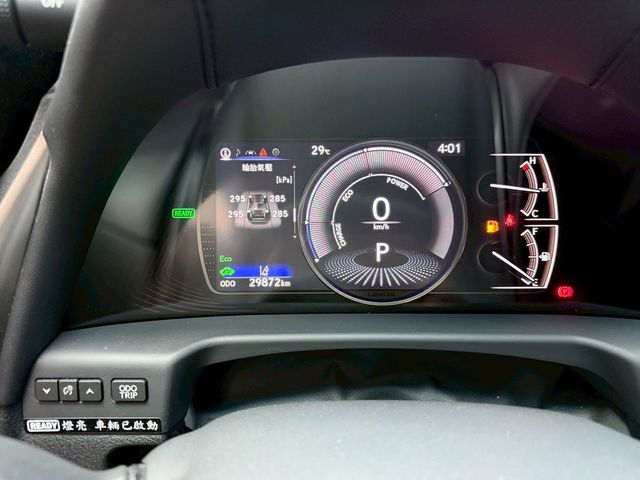 LEXUS凌志 ES300H  第9張相片