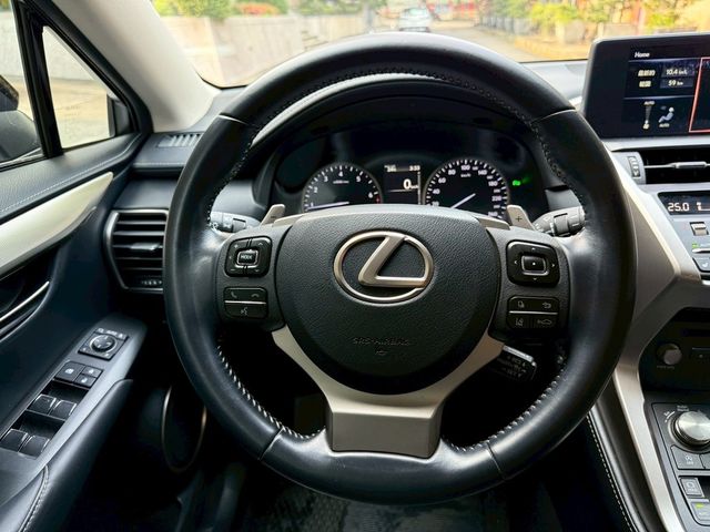 LEXUS凌志 NX200  第4張相片