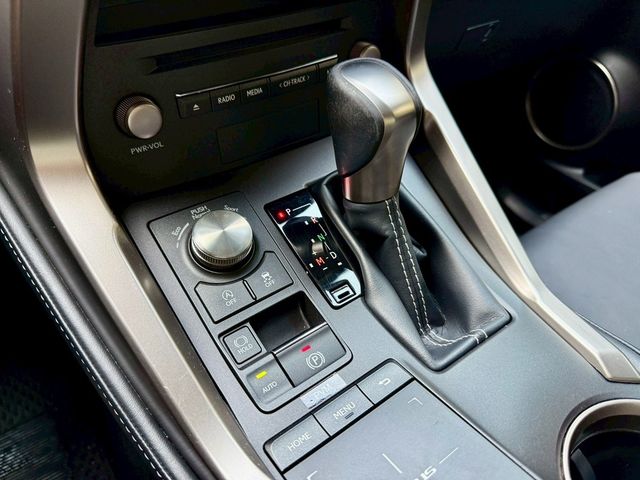 LEXUS凌志 NX200  第9張相片