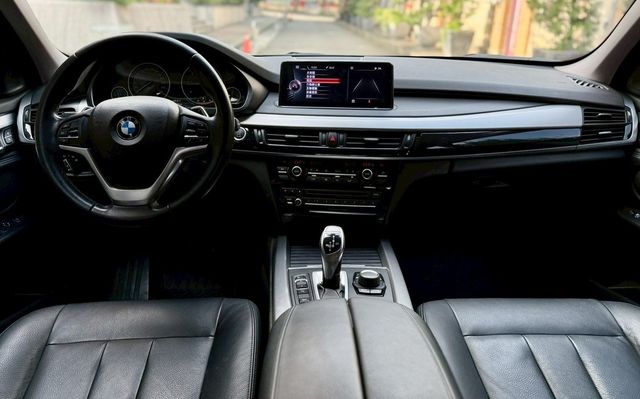 BMW寶馬 X5 XDRIVE25D  第3張相片