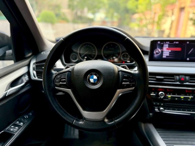 BMW寶馬 X5 XDRIVE25D  第7張相片