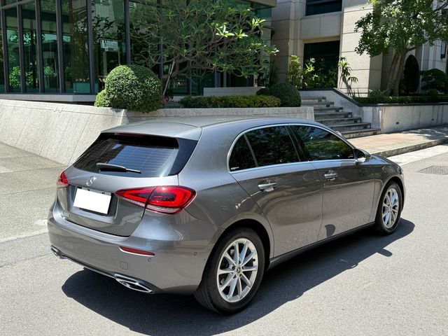 M-BENZ賓士 A200  第2張相片