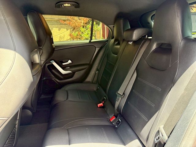 M-BENZ賓士 A200  第4張相片