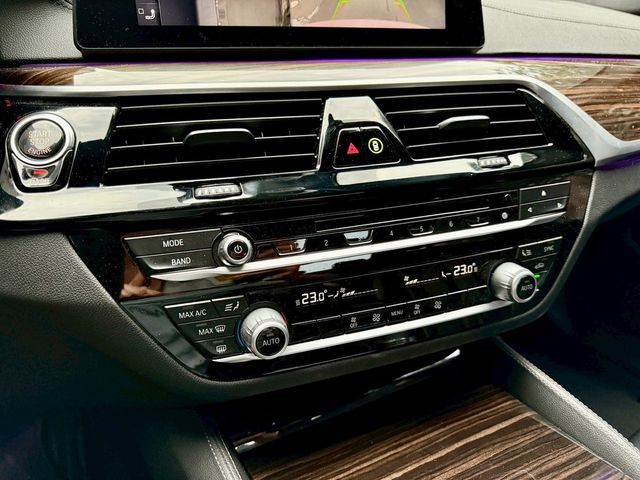 BMW寶馬 540I  第8張相片
