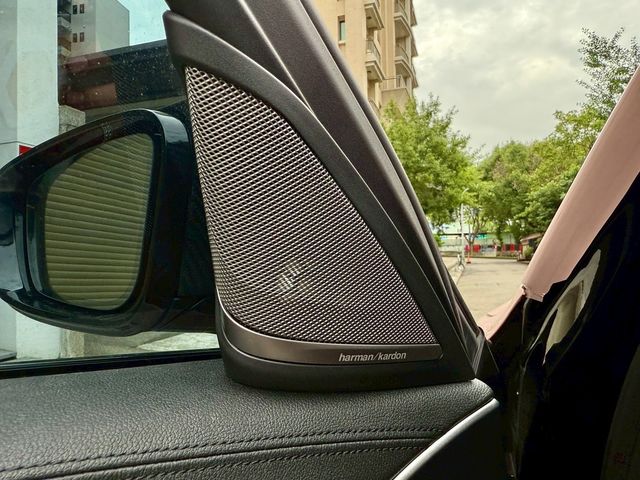 BMW寶馬 540I  第11張相片