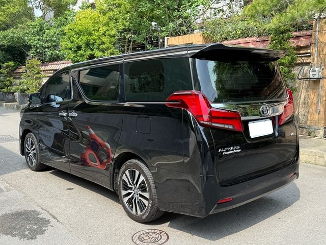 TOYOTA豐田 ALPHARD  第4張相片