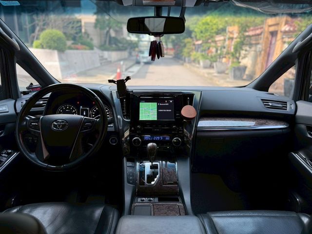 TOYOTA豐田 ALPHARD  第6張相片