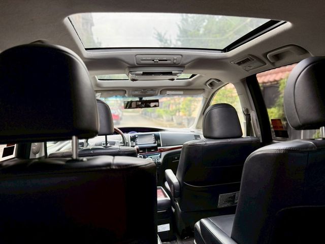 TOYOTA豐田 PREVIA  第7張相片