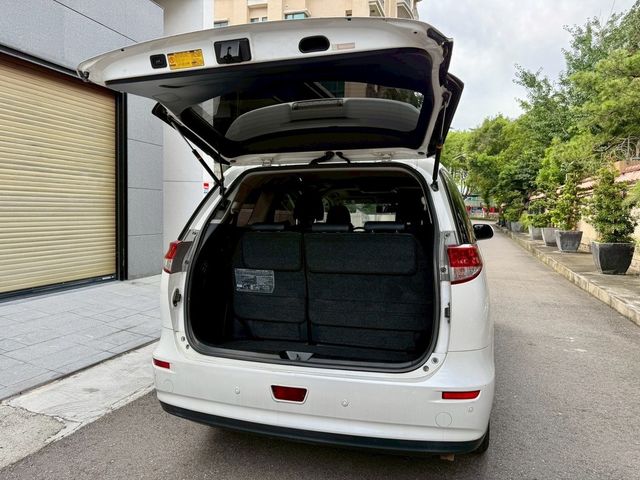 TOYOTA豐田 PREVIA  第11張相片
