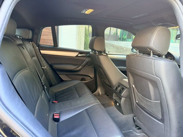 BMW寶馬 X4 XDRIVE30D  第7張相片
