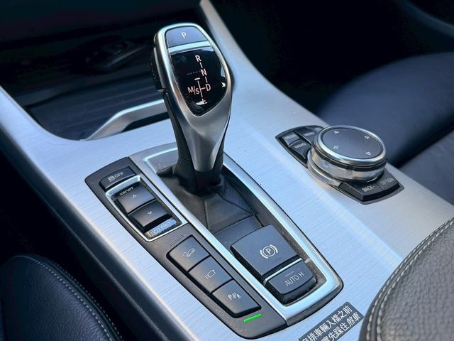 BMW寶馬 X4 XDRIVE30D  第9張相片