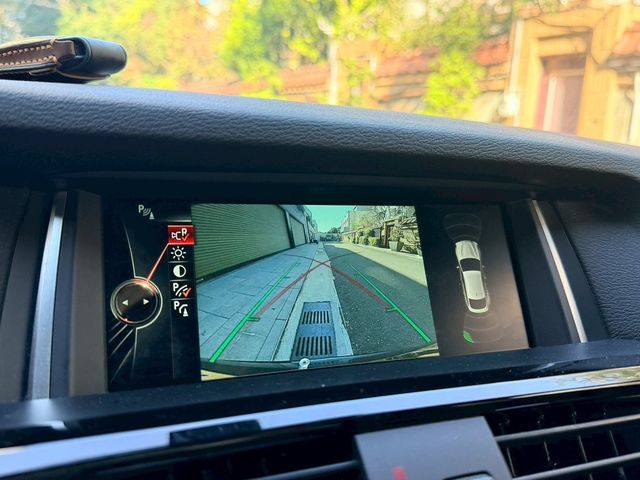 BMW寶馬 X4 XDRIVE30D  第12張相片