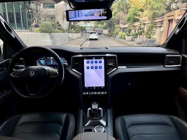 VOLKSWAGEN福斯 AMAROK  第7張相片