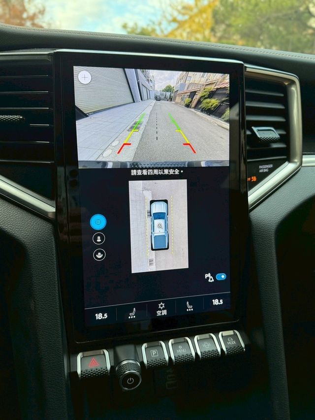 VOLKSWAGEN福斯 AMAROK  第15張相片