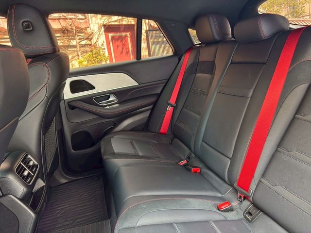 M-BENZ賓士 GLE COUPE  第15張相片